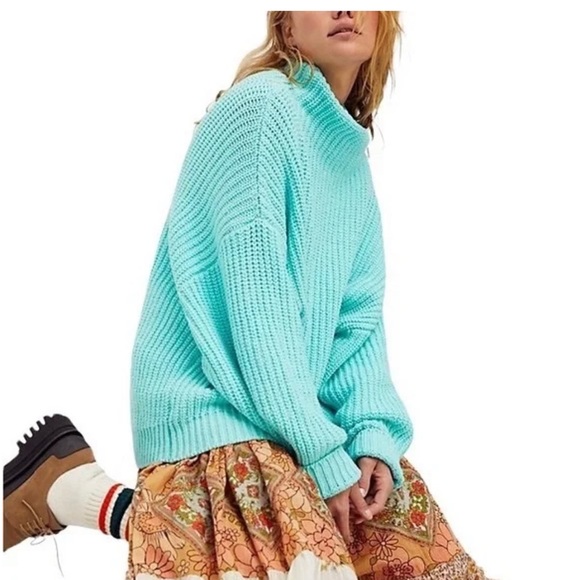 Free People Swim Too Deep sweater
NWT - Picture 5 of 6